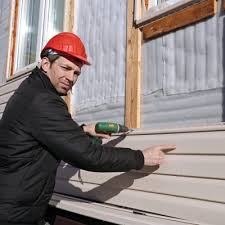 Best Vinyl Siding Installation  in Elmendorf, TX